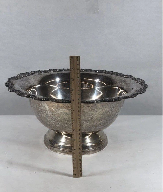 Juego de tazones perforadores grandes vintage de toalla 8 tazas plateadas GRANDES PESADOS Foto 2 de 4