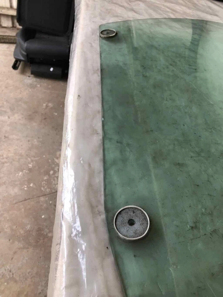 1996 - 2007 FORD TAURUS Front Door Glass Passenger Window Right RH Sedan OEM - Image 2 of 4