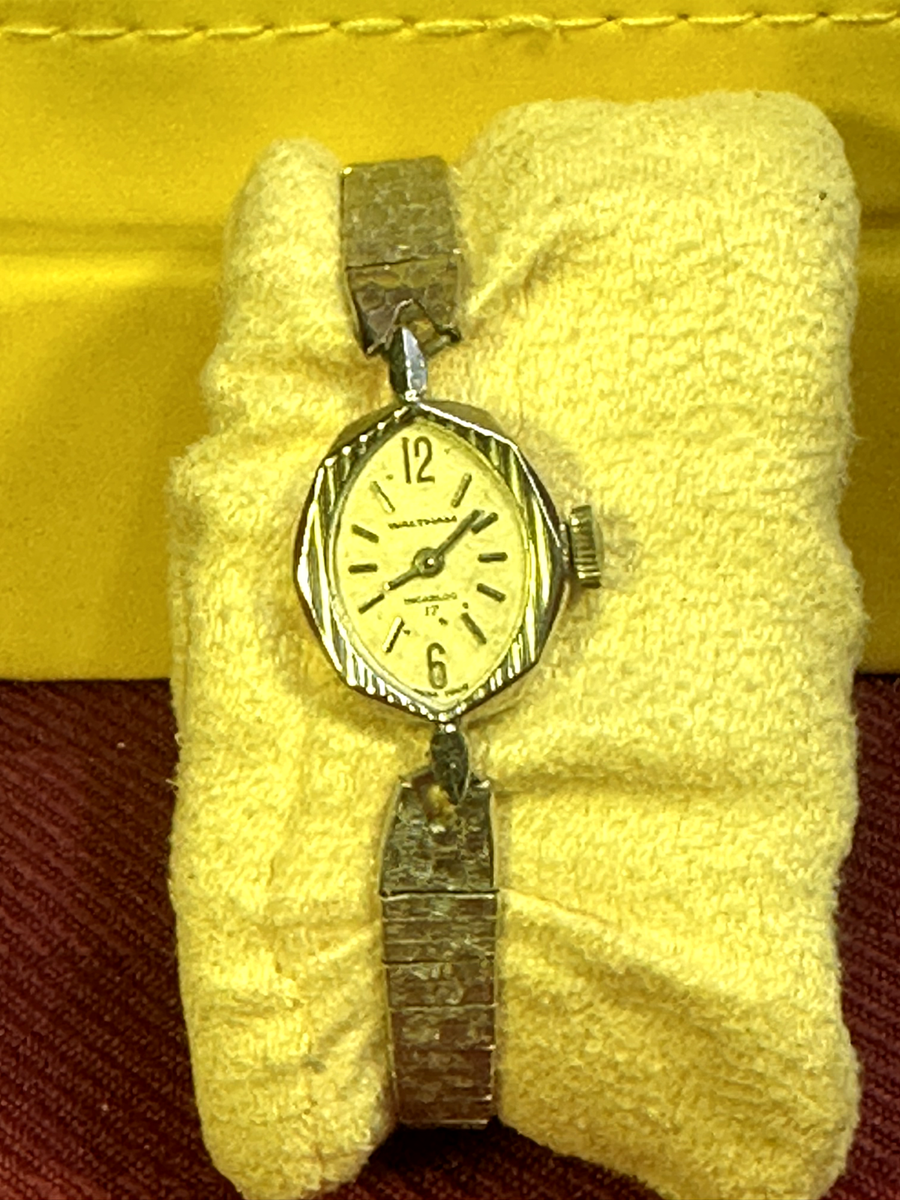 Vintage Waltham 17 Jewel Ladies Incabloc Mechanical Wind Up  display picture 1
