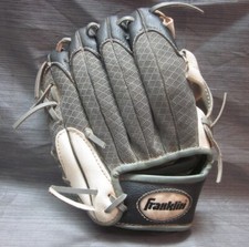 Franklin 22810-9 1/2" Youth Black  White Baseball Glove - Right Hand Throw