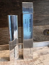 Hourglass Vanish Flash Highlighting Stick – Gold Flash – 0.21oz | NEW | MSRP $48