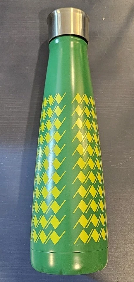 Botella aislada de 15 oz Nature Valley Sip by Swell verde caliente/frío RARA Foto 2 de 4