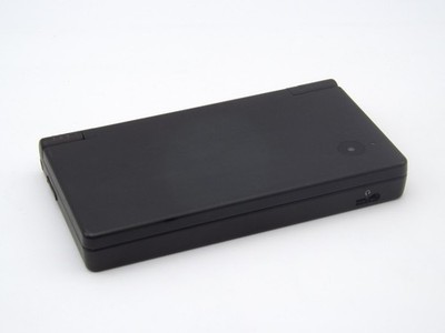 Nintendo DSi Handheld Konsole - Schwarz - STARK GEBRAUCHT!