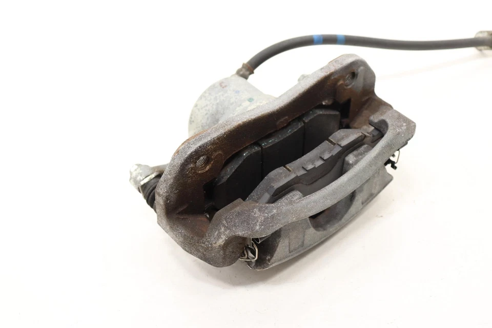 2019 - 2022 HONDA INSIGHT FRONT RIGHT SIDE DISC BRAKE CALIPER OEM 45018TXMA01 - Image 3 of 4