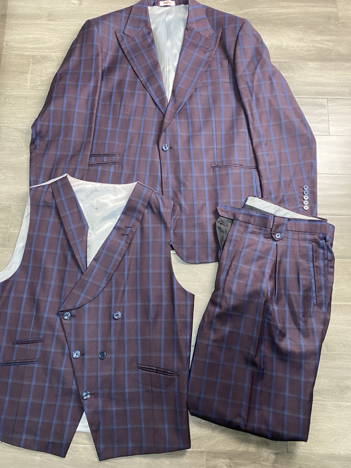 Tiglio Rosso 3-Piece Suit Men 48R Purple Plaid Virgin Wool N
