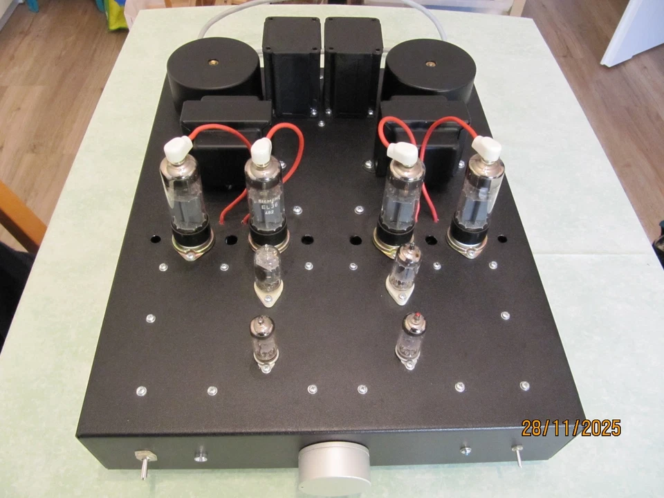 Röhrenendverstärker bzw. Röhrenvollverstärker, Top-Zustand - Bild 2 von 4