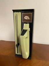 Vintage 1972 Sunbeam Vista Avacado Wall Mount Electric Knife; Operational