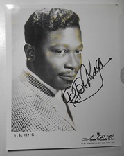 b. b. King SIGNED 8x10" Photo - Blues legend - original
