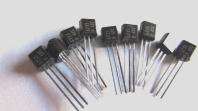 2SA733 Genuine NEC Trans GP BJT PNP 50V 0.1A 3-Pin TO-92 (10pcs) SHIPS FAST  USA