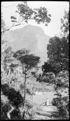 Lord Howe Island Unidentified woman standing at a gate looking up - Old Photo