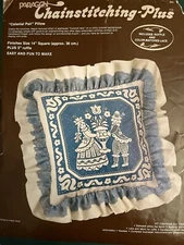 Vintage Chain stitching-Plus “Colonial Pair” Pillow Kit