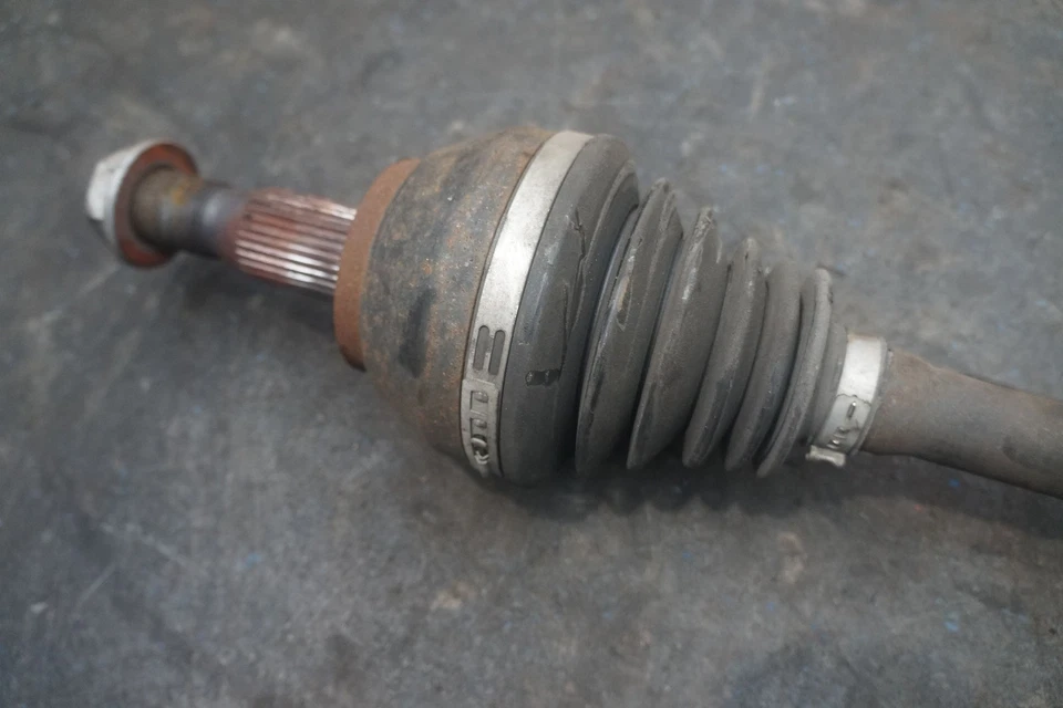 Eje trasero derecho o derecho CV 22873444 OEM Cadillac XLR 2004-09 Corvette Foto 4 de 4