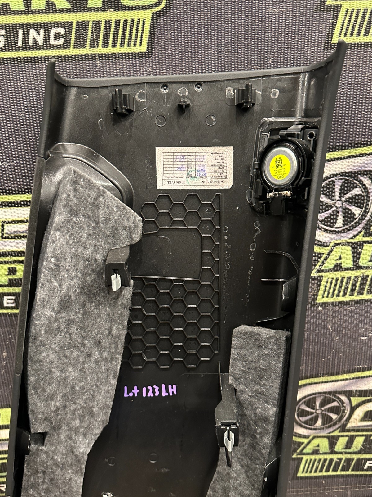 2018-2024 LAMBORGHINI URUS REAR LEFT LOWER B PILLAR TRIM OEM 4ML867239 *WEAR #8*
