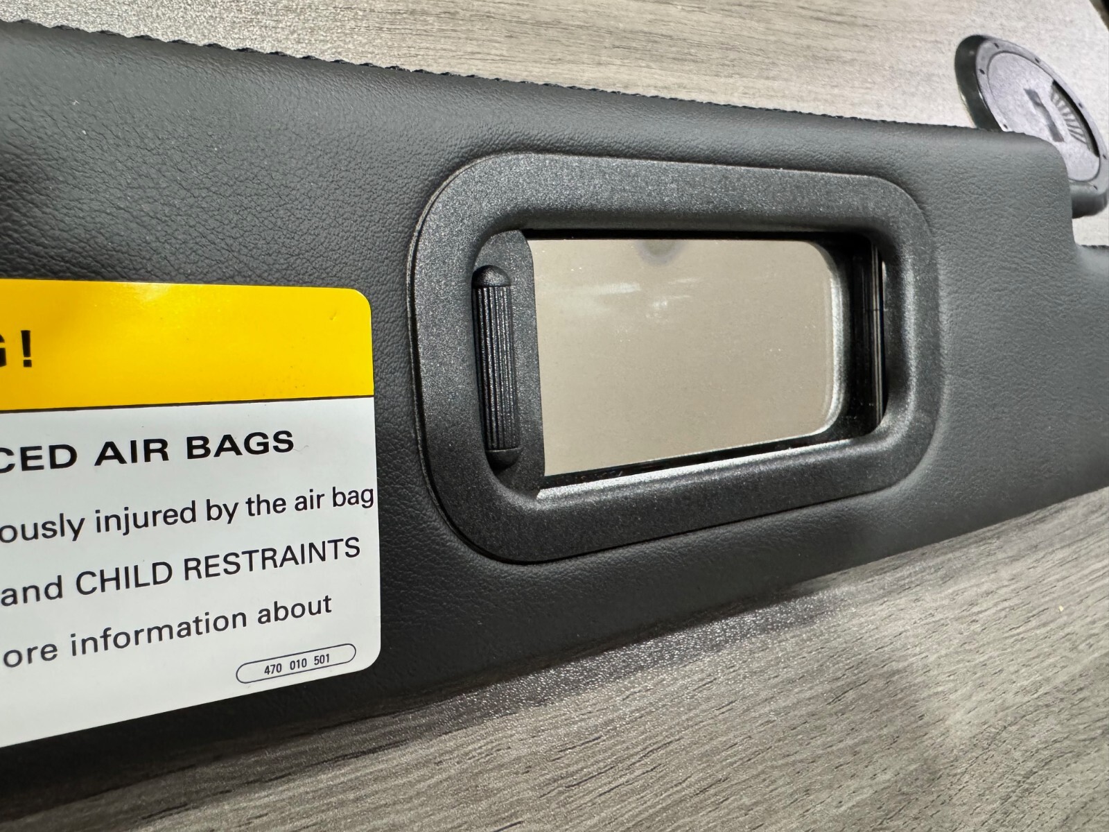 LAMBORGHINI HURACAN LP610 PASSENGER RIGHT SIDE SUN VISOR LEATHER 4T0857552B OEM