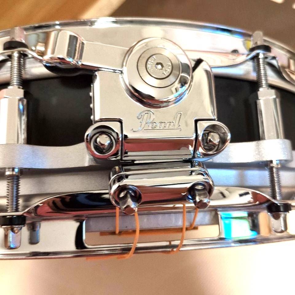 Sistema Flotante Libre de Perlas Piccolo Acero Caja Tambor Negro 14"x3.5" Foto 3 de 4