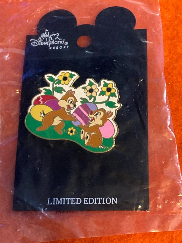 10633    DLR - Chip and Dale - Easter 2002 - Easter Eggs