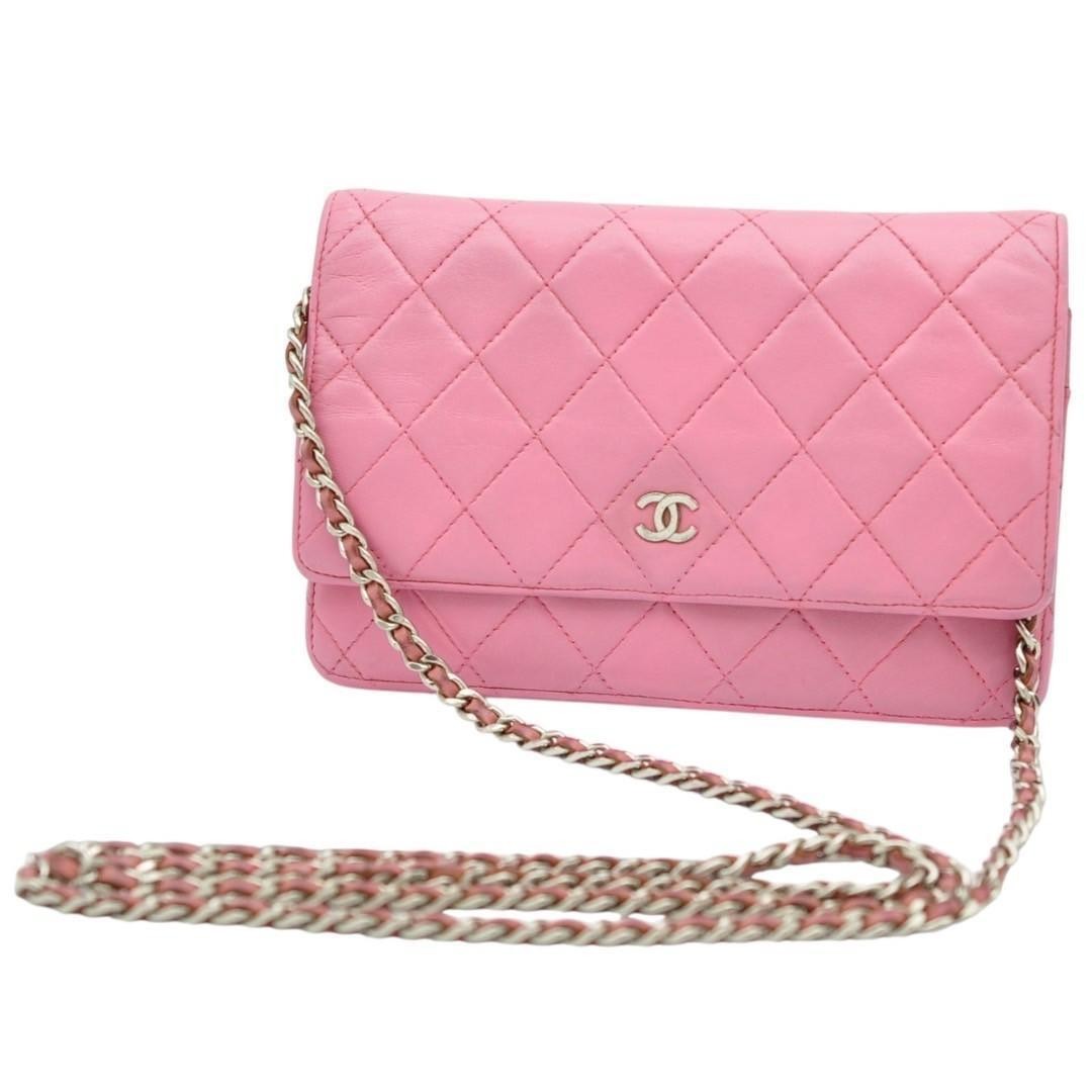 CHANEL Excellent Condition Matelass Chain Wallet Shoulder Bag Pink