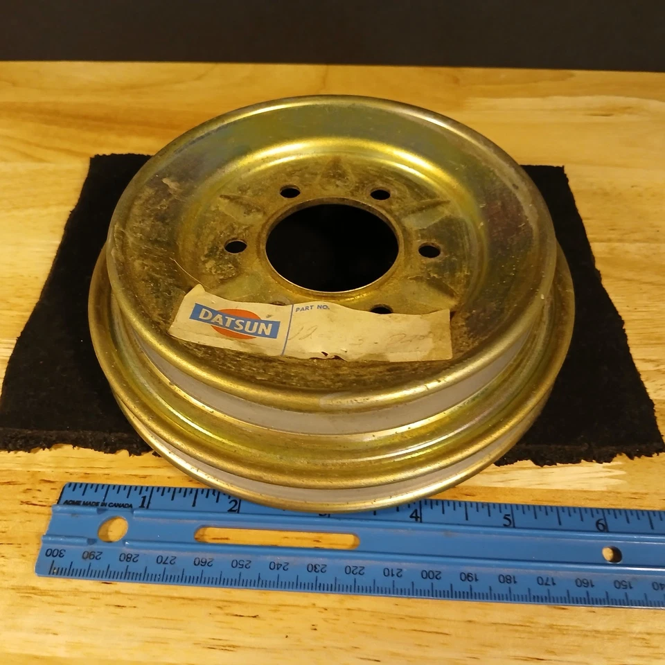 Rueda polea cigüeñal Nissan Datsun 720 1970 #12203 D2009 nuevo de lote original original Foto 3 de 4
