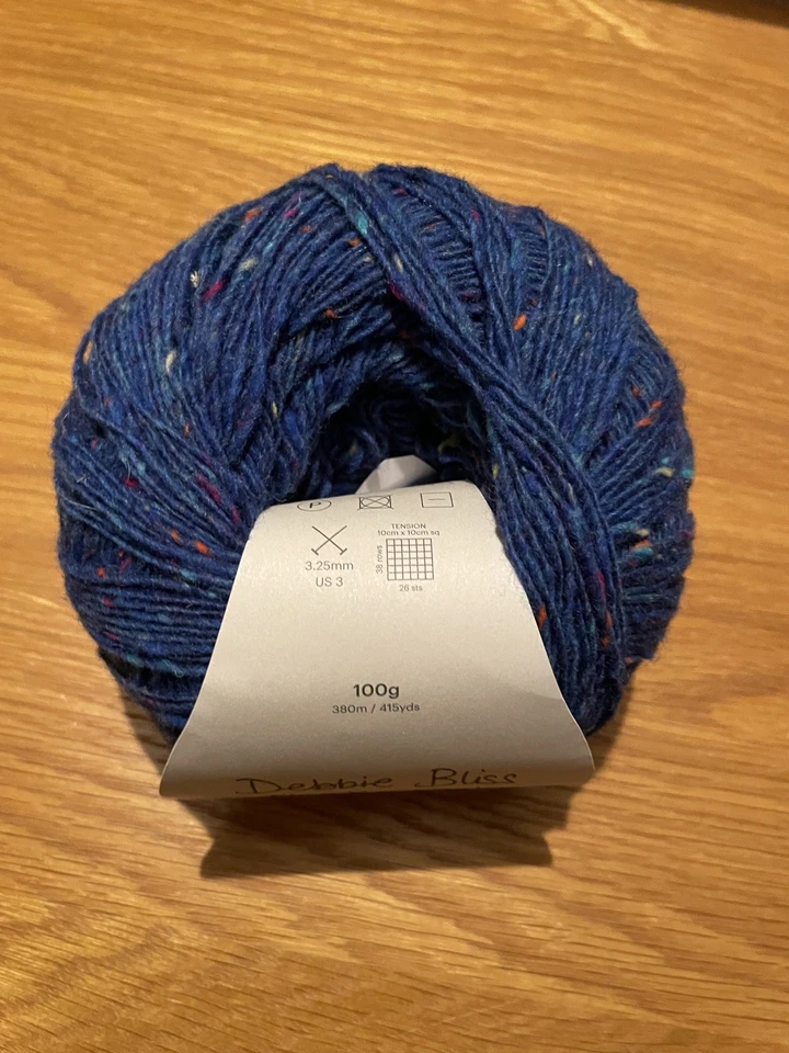 1 ball x 100g Debbie Bliss Fine Donegal Tweed in Sh 017 Lapis Lazuki Bright Blue - Image 4 of 4