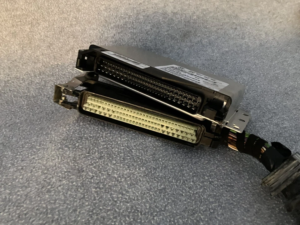 1999 99 奥迪 A4 自动变速器控制模块 AT TCM TCU 8D0927156BN — 第 3/4 张图片