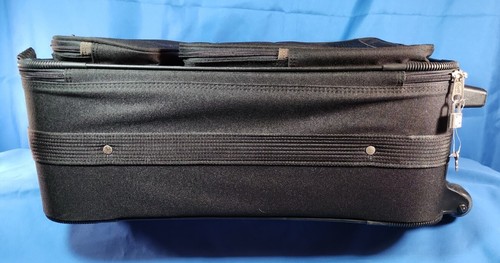 Ricardo Beverly Hills Renegades II Retractable Handle Luggage Style 4100 Black - Picture 10 of 24