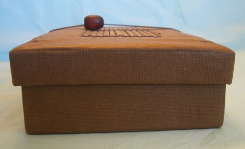 Vtg Unusual Bamboo Top Cloth Possibles Box W Divider Elastic Bead Lift Off Lid - Picture 7 of 11