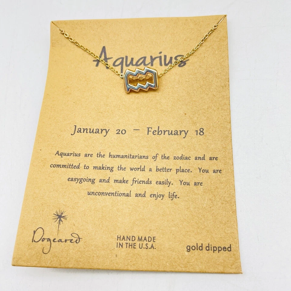 DOGEARED Acuario Dije Collar Sumergido en Oro Nuevo en Tarjeta Astrología Signo de Agua Foto 2 de 4