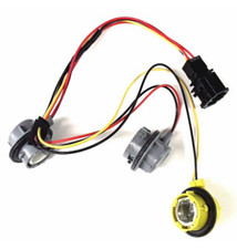 NEW GENUINE AUDI Q7 06-09 REAR TAIL LIGHT BULB CARRIER WITH CABLES 4L0945221B