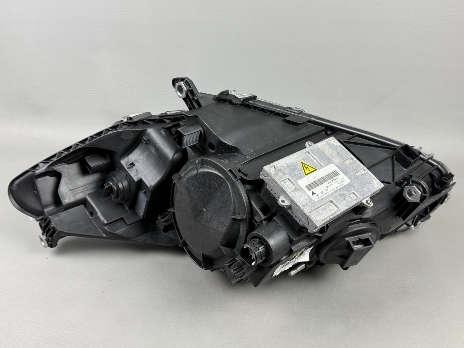 Maserati GranTurismo S 2008-2012 Right Headlight P/N 241468