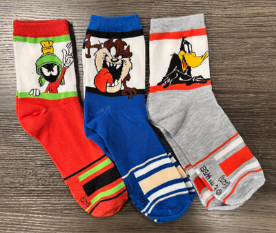 Brand New - One Size Fits Most - Looney Tunes - 3 Pair Quarter Socks