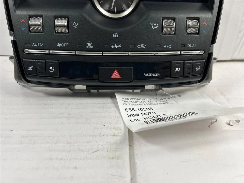 Lexus NX300 2018-2019 control de temperatura usado OEM Foto 2 de 4