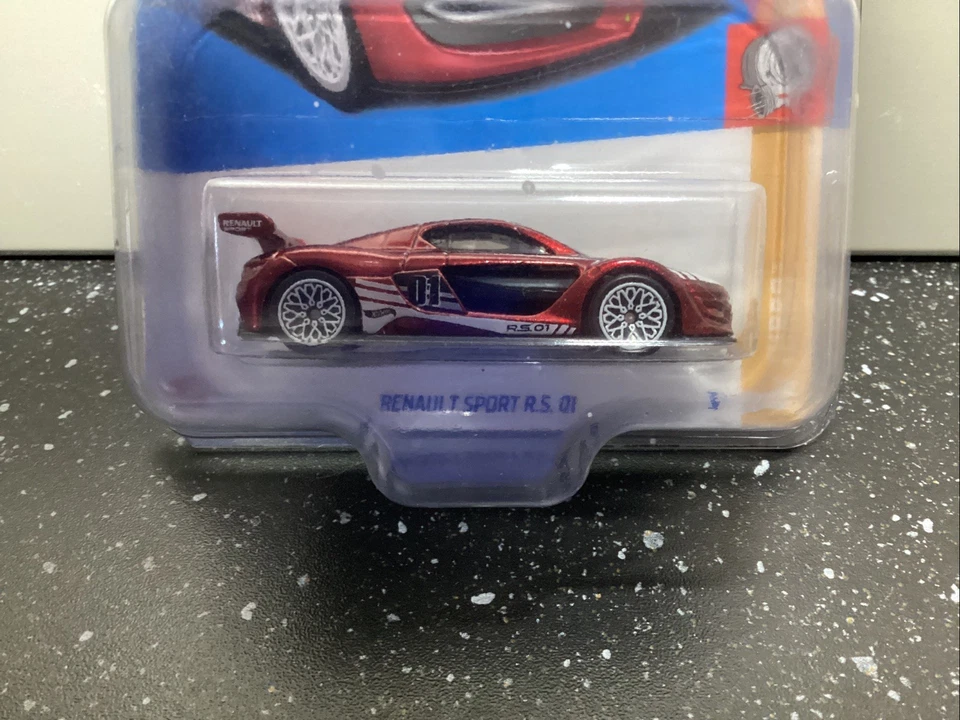 Hot Wheels Super Treasure Hunt STH Renault Sport RS 01 2023 NEW in Protector - Image 2 of 3