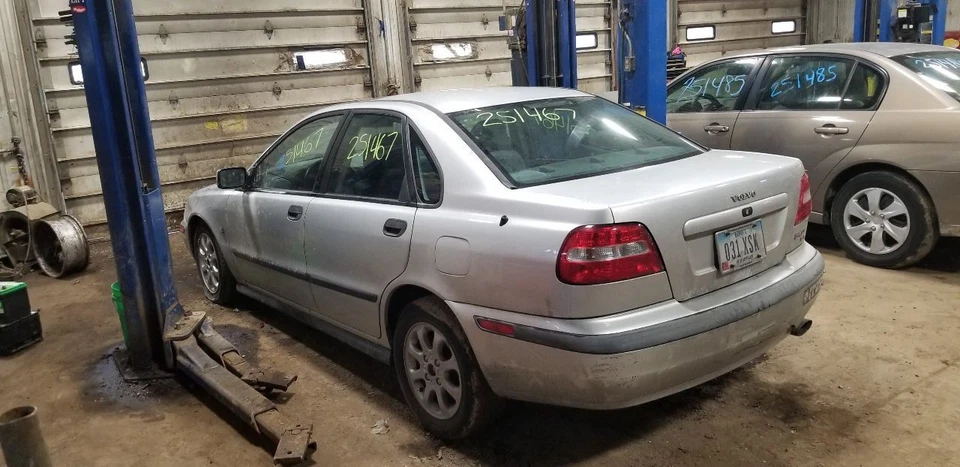 Rejilla compatible con 00-02 VOLVO SERIE 40 2119296 Foto 2 de 4