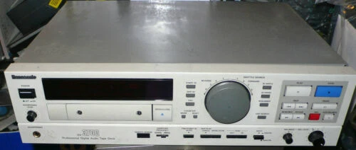 Lecteurs de cassette et de bande Panasonic