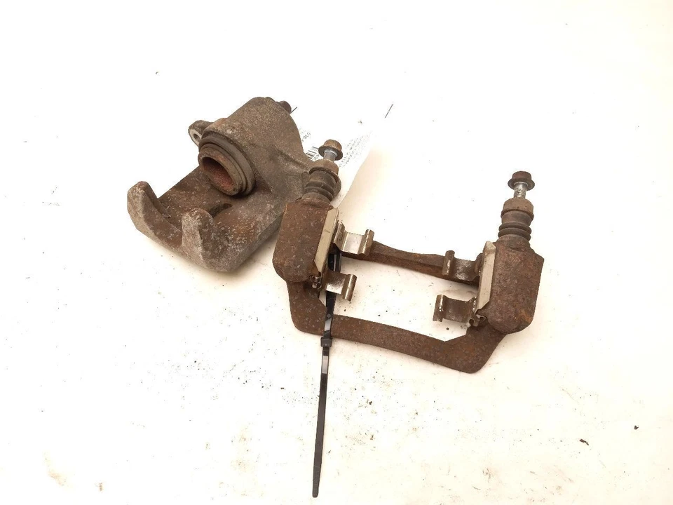 Pinza de conductor trasero para Subaru Outback 2010-2014 Foto 3 de 4