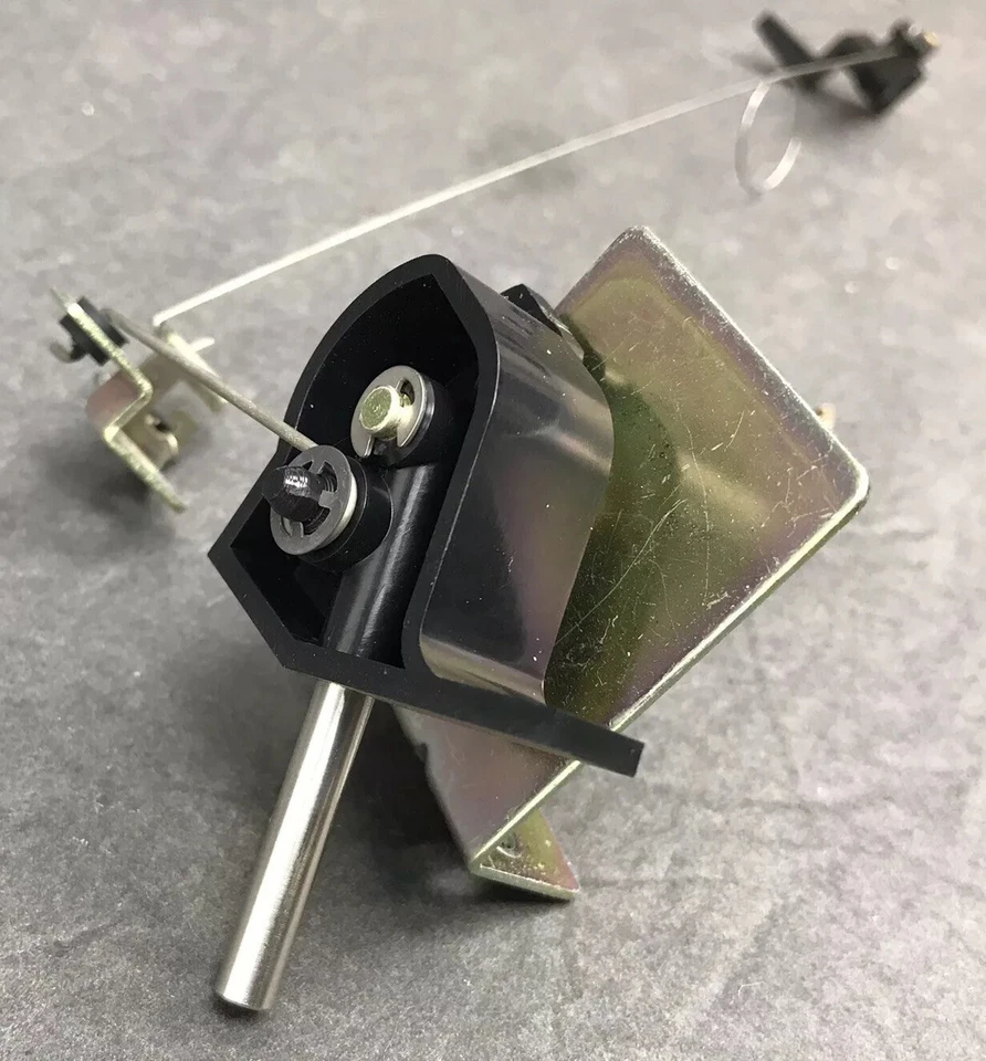 Sansui FR-1080 Turntable Start/Stop Lever Assembly Genuine Part Used - Image 2 of 4