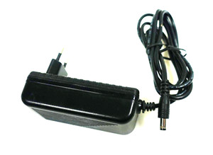 Original AC Adapter für LED TV XORO Model: HTL 2477