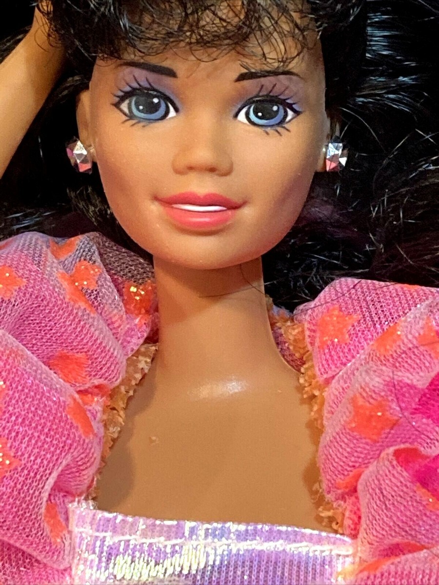 Vintage 1993 Superstar Barbie #10711 Mattel African-American