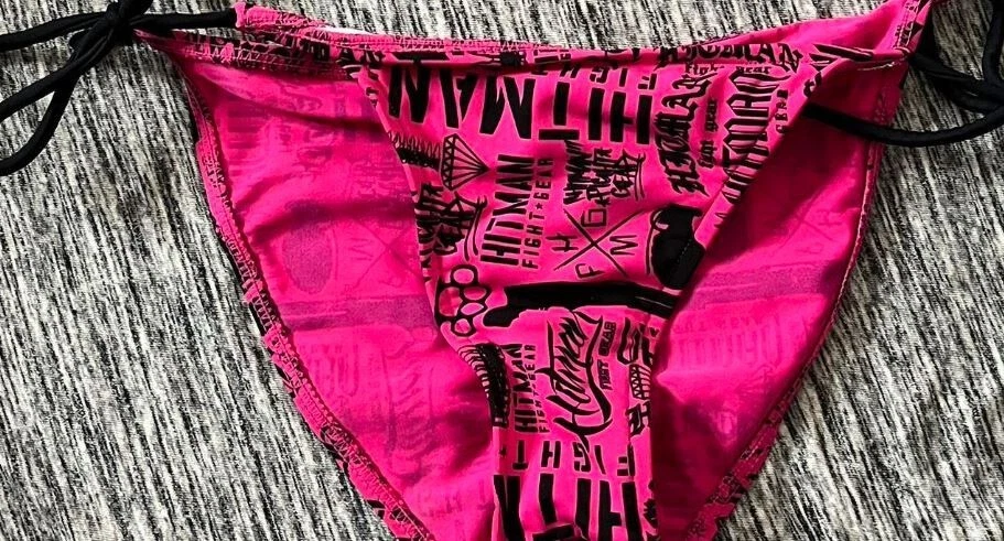 Calcinha de biquíni feminina rosa TAPOUT HITMAN Fight Gear RRP £20 - Imagem 2 de 2