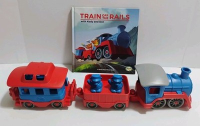 Green Toys Train Off The Rails With Kody & Dot Book & Train Set COMPLETE