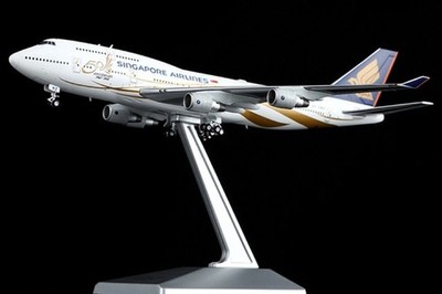 YY74417 YY Wings 747-400 1/400 Model 9V-SMZ Singapore Airlines