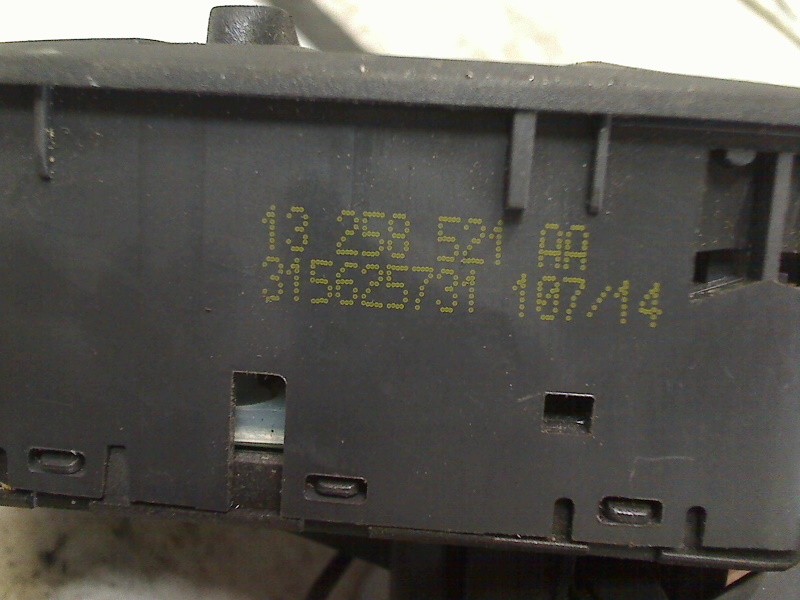 SWITCH FOR ELECTRIC CORSA D 2014 LEFT FRONT WINDOW REGULATOR + LIGHT 13258521AA