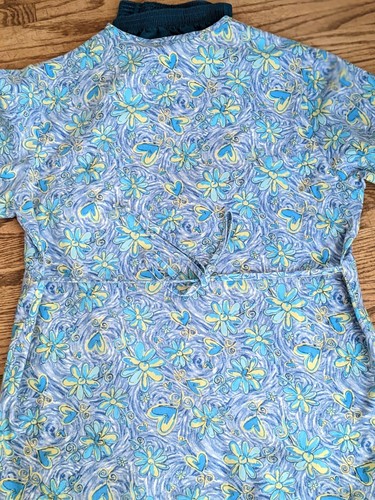 Medical Nursing Scrubs Scrub Wear flowered top M Fundamentals pants blue green - Picture 5 of 7