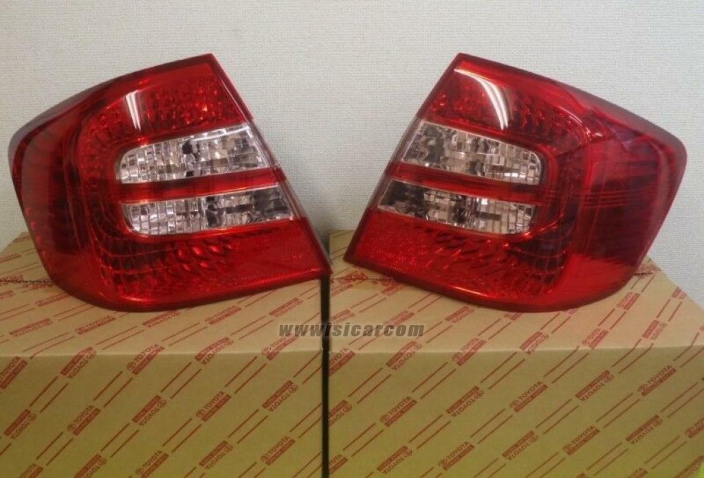 TOYOTA PREMIO AZT240 NZT240 ZZT240 ZZT245 TAIL LENS SET 81551