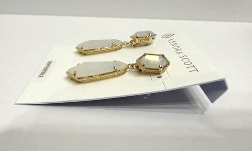 NWT KENDRA SCOTT HALLIE GOLD CONVERTIBLE DROP EARRINGS WHITE OPALESCENT RESIN - Picture 8 of 24