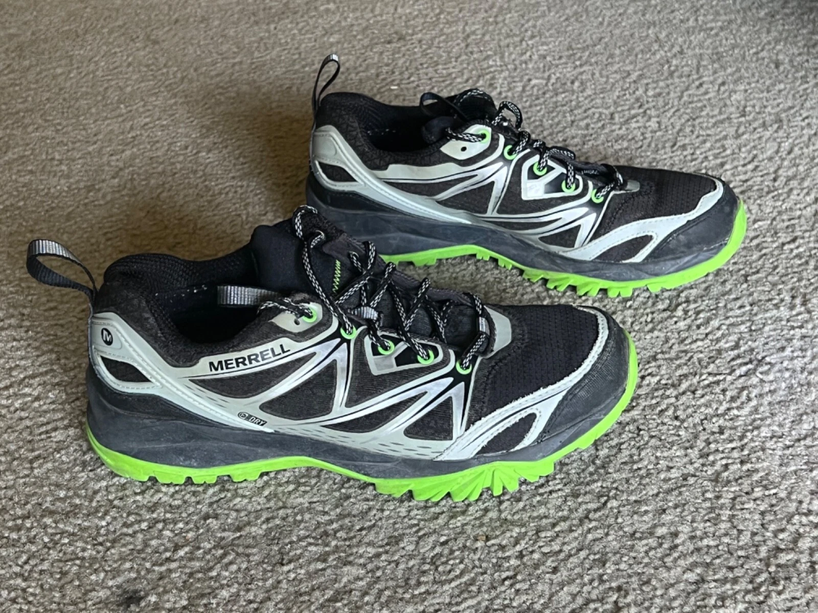 Men’s Merrell Capra Bolt Waterproof Hiking Shoes Black Silver Size 7 J35383