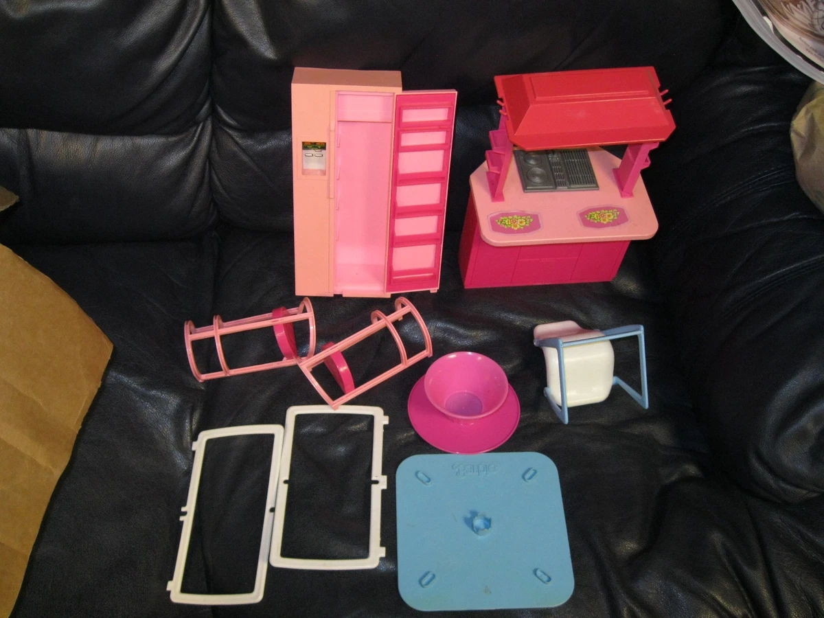 Vintage best sale barbie kitchen