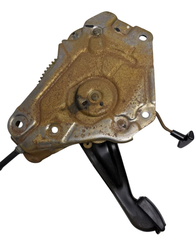 Conjunto de pedal de freno de estacionamiento Bronco OEM 92-96 OBS Ford F150 F250 F350 Foto 3 de 4