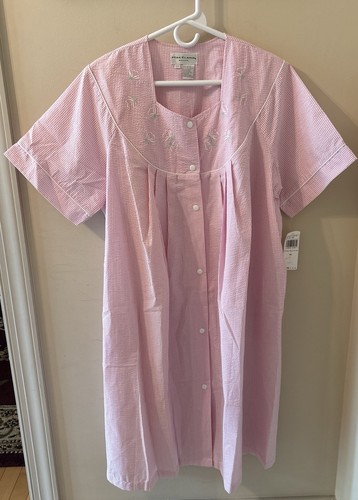 Miss Elaine House Robe Women's 2X Pink White Striped Seersucker Embroidered NWT - Picture 4 of 15