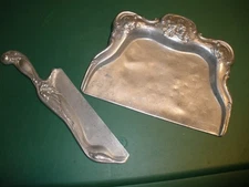 Vintage Aluminum Table Scrap Knife with Pan (T112)